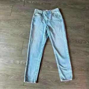 Curvy Ultra High Rise Mom Jean W24 or 00 vintage stretch